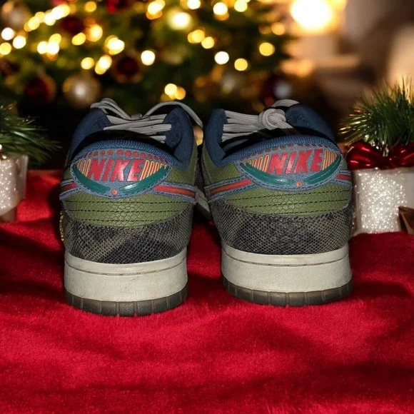 Size 11- Nike Dunk Low Siempre Familia. - Picture 5 of 6